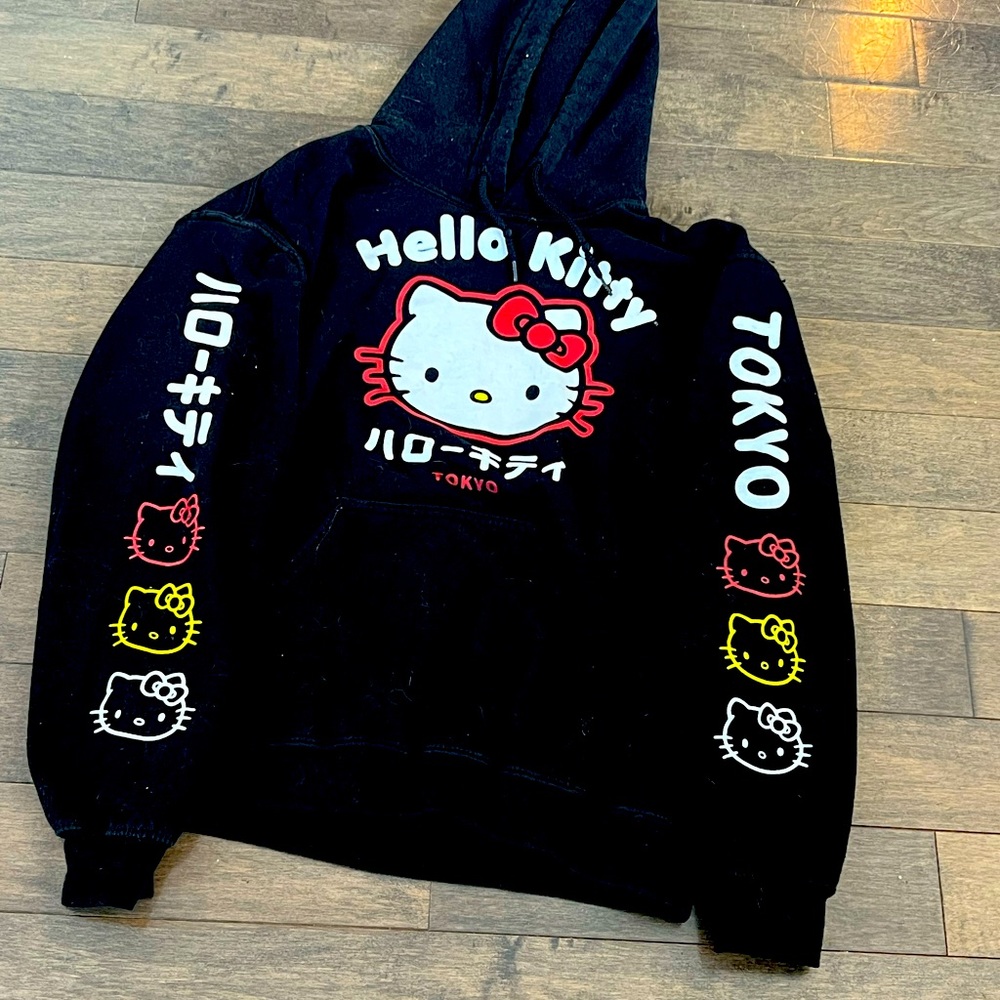 SANRIO HELLO KITTY TOKYO HOODIE